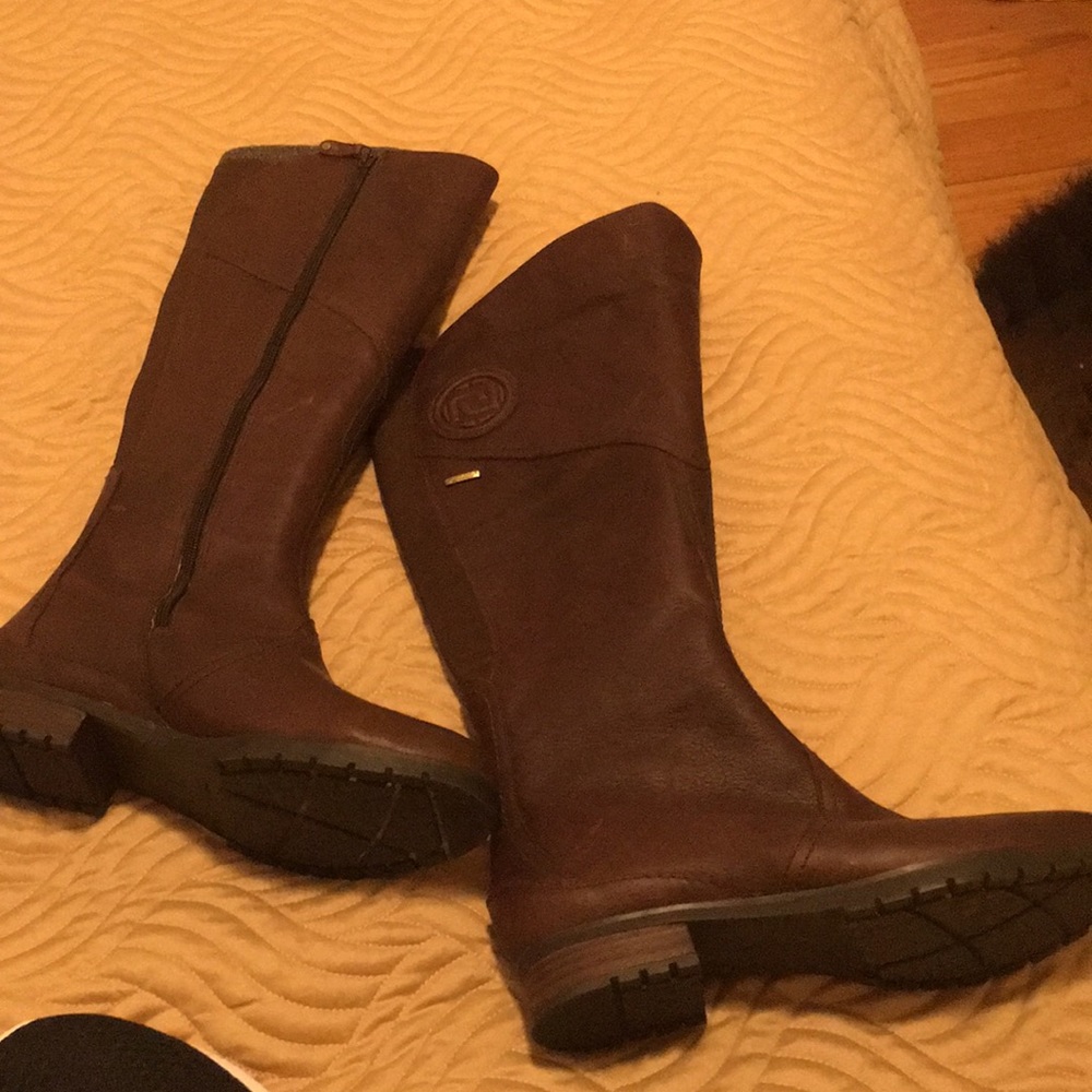 Brown Rockport Boots